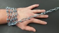 chain-2421769_1280